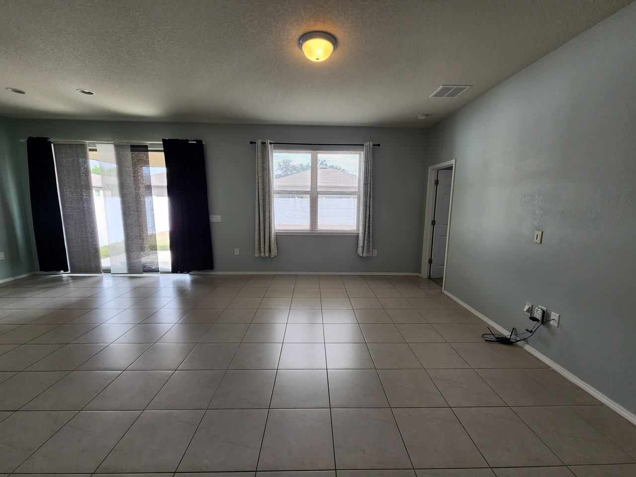 15734 Stone House Dr - Photo 5 of 32