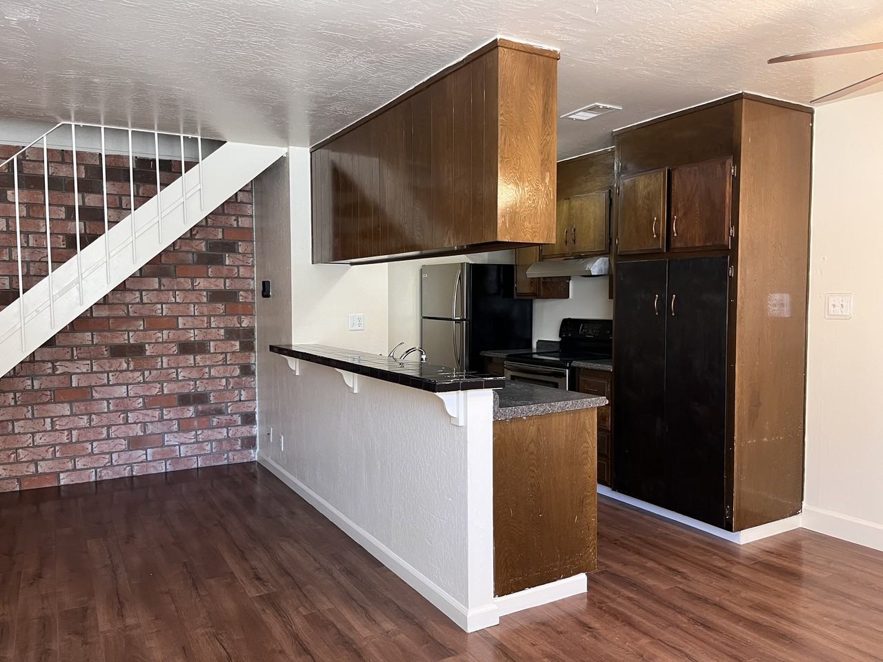 2205 Peppertree Way - Photo 5 of 14