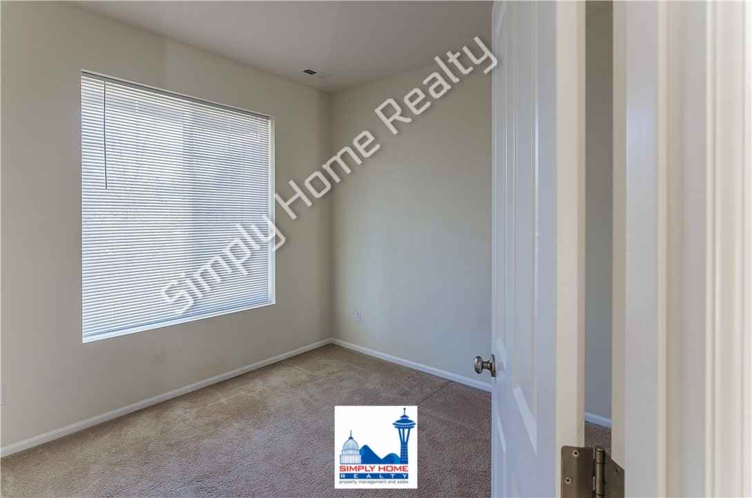 3103 Eagle Loop Ne - Photo 7 of 26