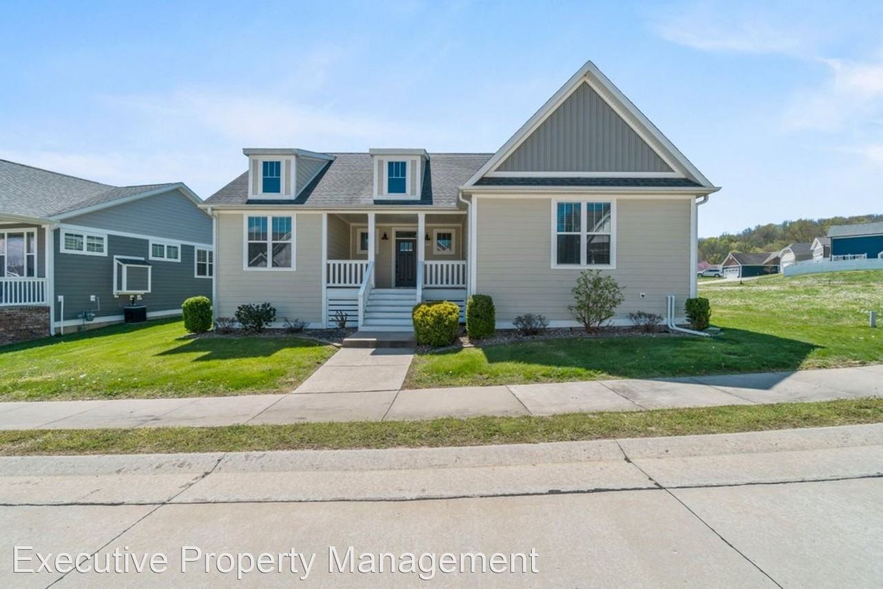 2972 Pine Hill Spur - Photo 2 of 26