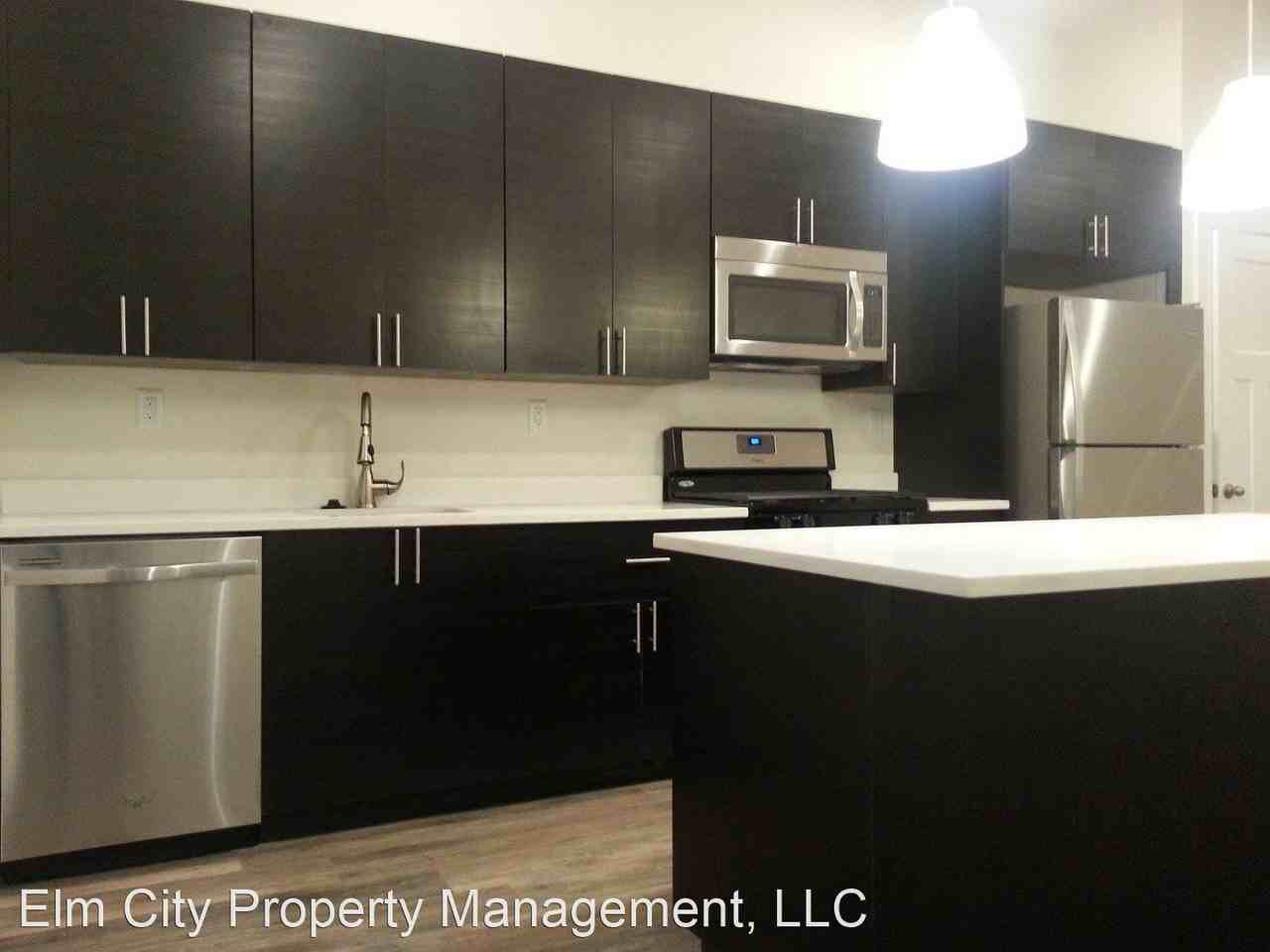 425 South St - Photo 2 of 20