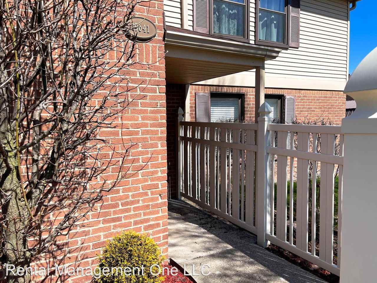 19641 Northridge Dr #9 - Photo 2 of 25