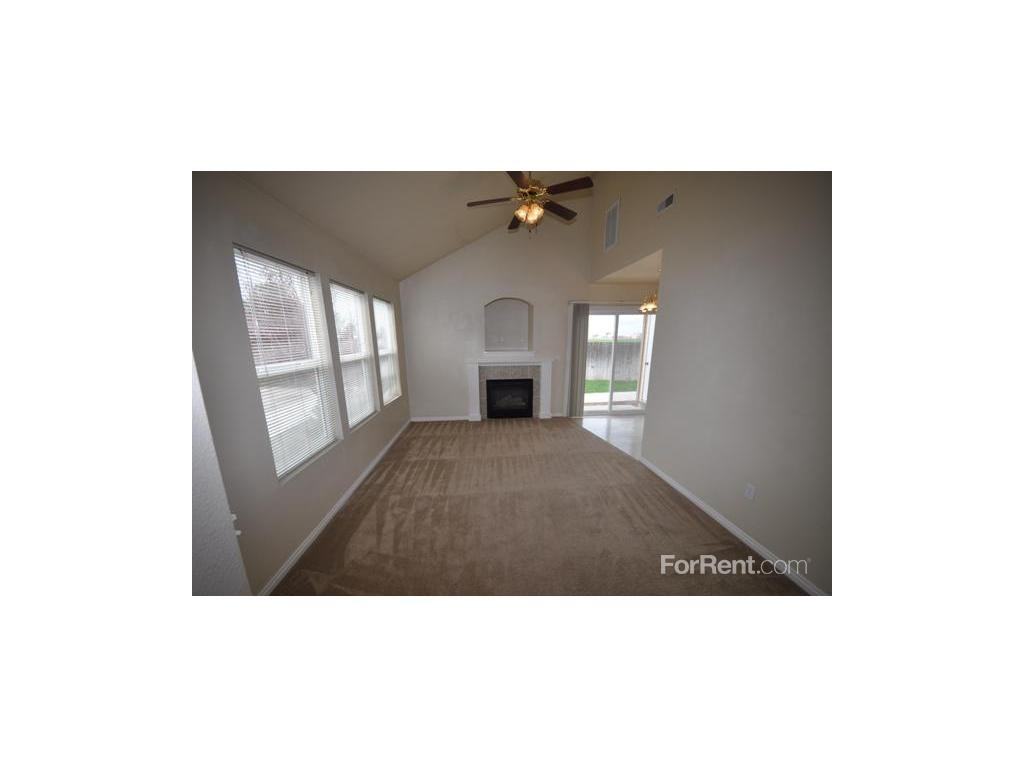 Pinehurst Townhomes - Photo 3 of 18