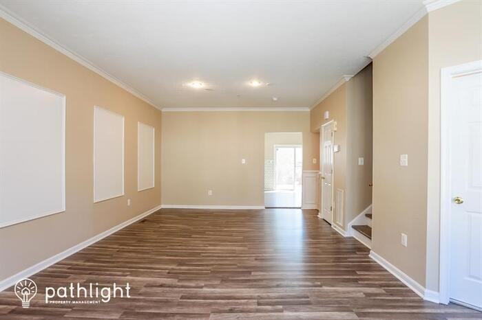 10662 Jacksonhole Pl - Photo 3 of 16