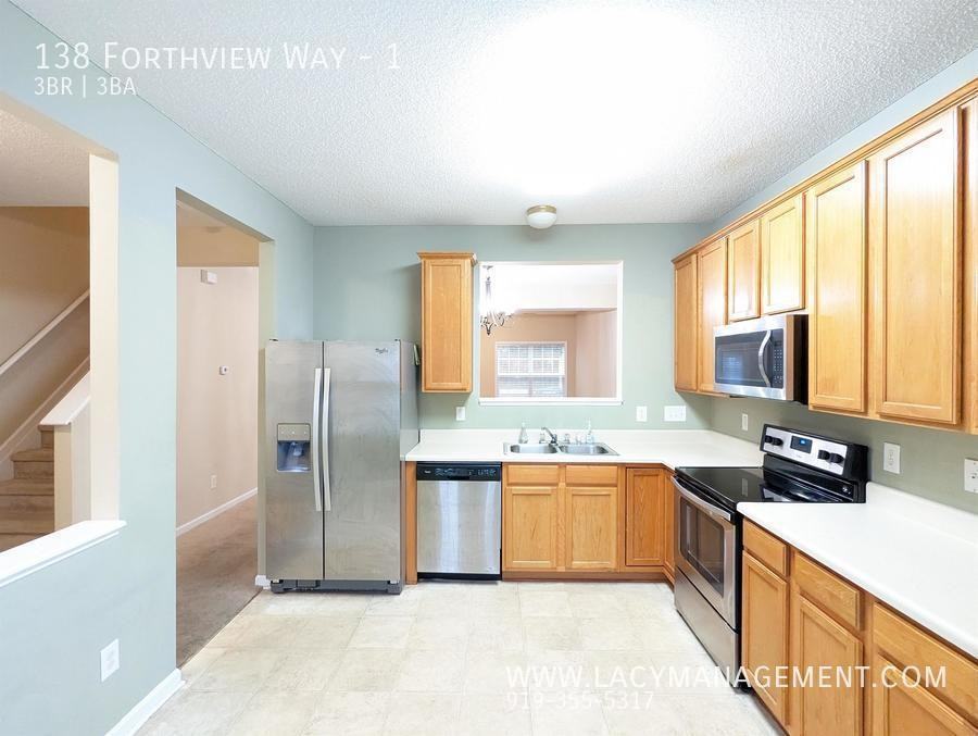 138 Forthview Way #1 - Photo 2 of 10