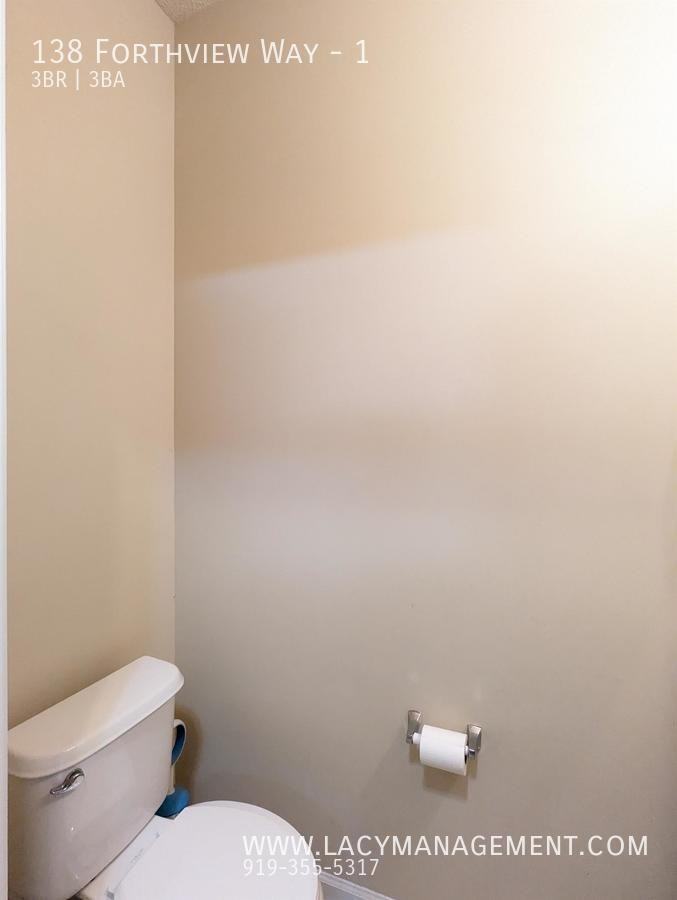 138 Forthview Way #1 - Photo 3 of 10