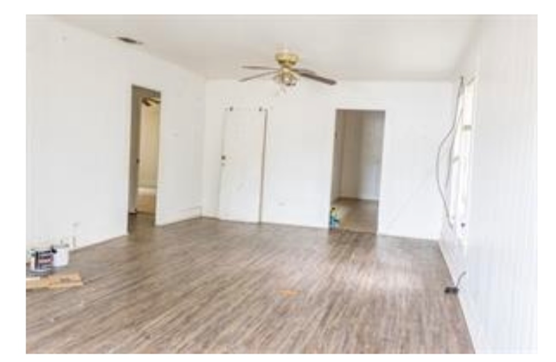 423 Elm St - Photo 2 of 8