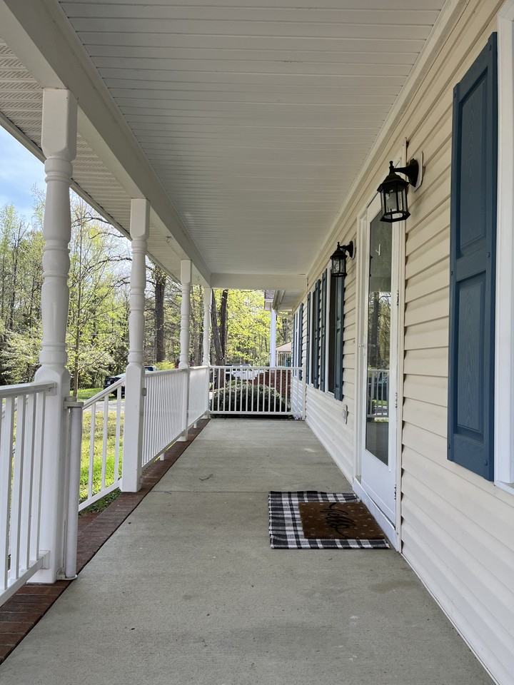 218 Hamilton Dr #NA - Photo 2 of 20