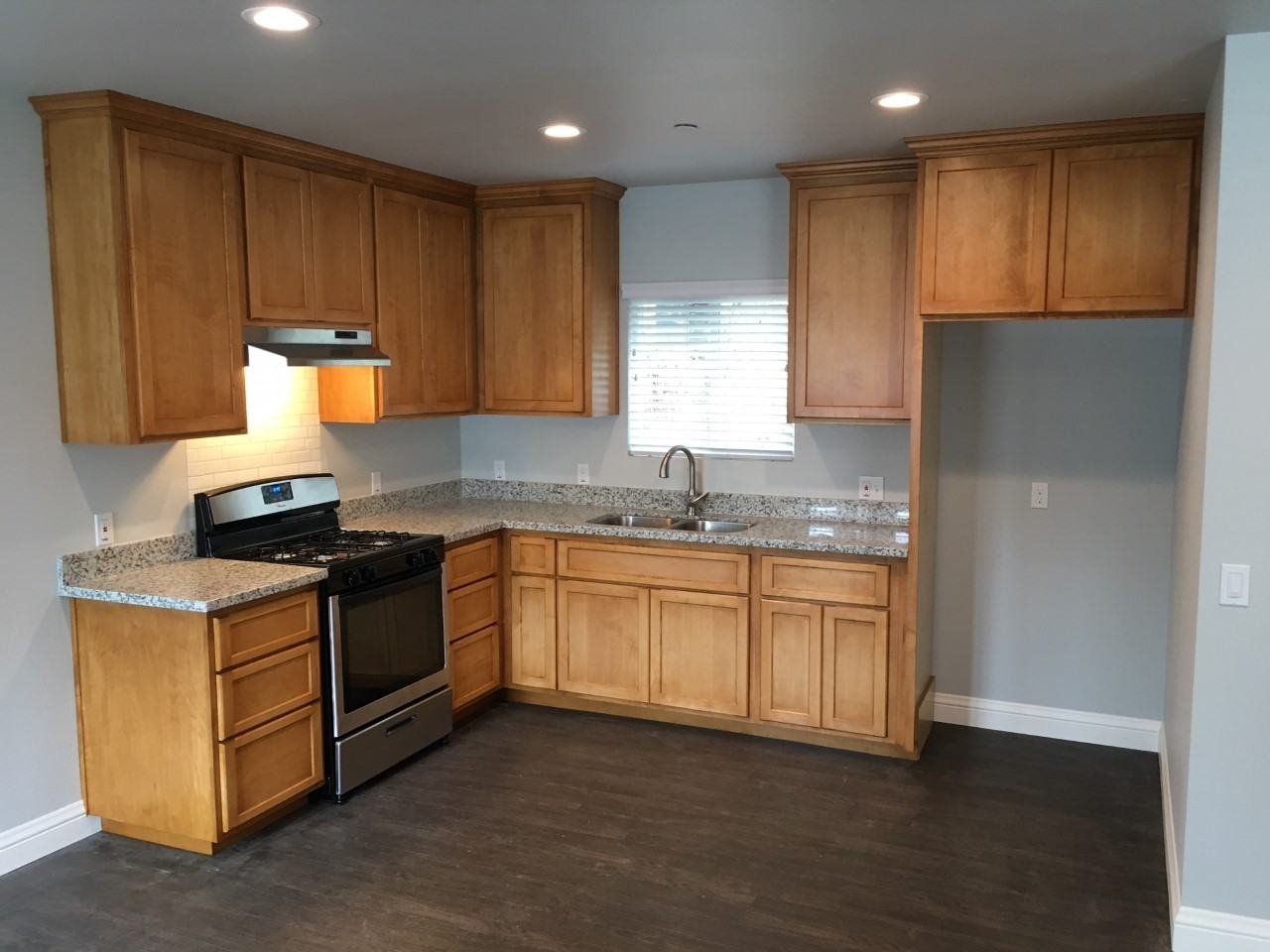 10596 Ohio St #NA - Photo 3 of 10