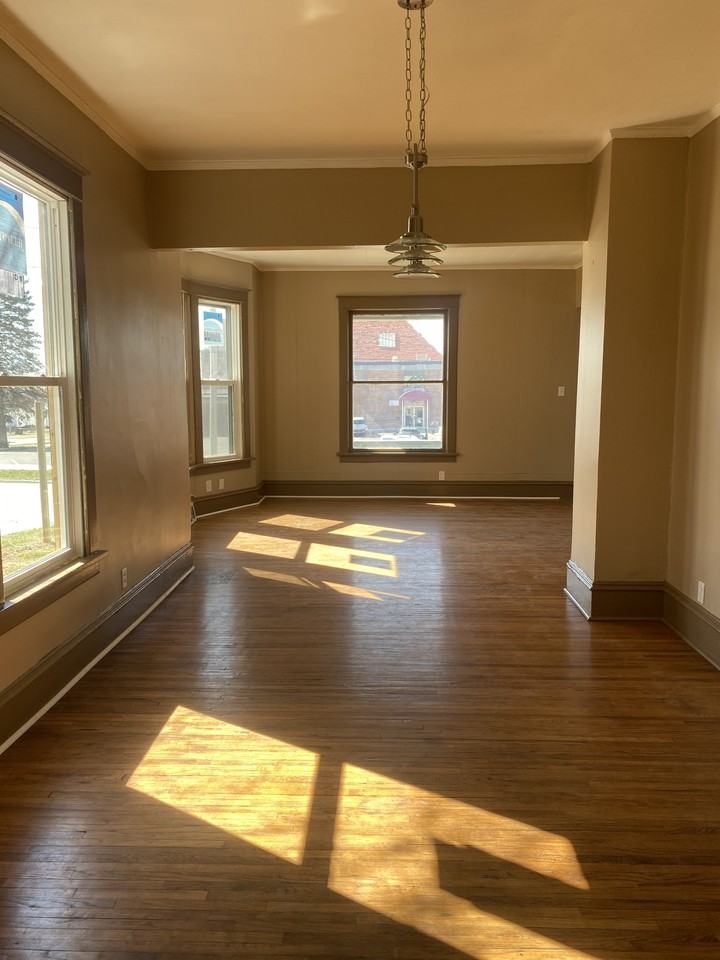 515 20th St #NA - Photo 2 of 17