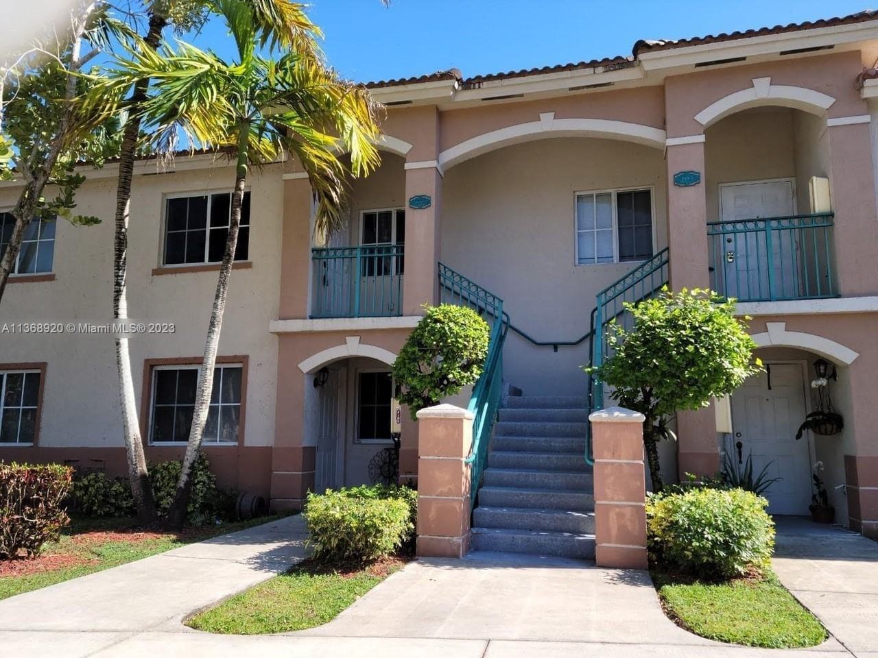 VENETIA GARDEN 2 - Photo 7 of 7