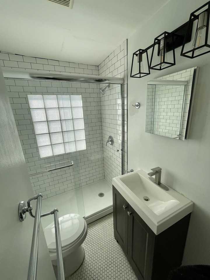 3816 Washington Street #2S - Photo 4 of 24