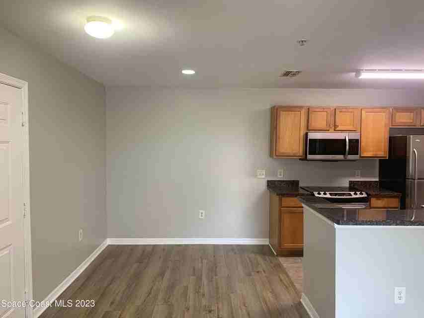 3542 D'Avinci Way - 1Unit 1046 #1 - Photo 2 of 11