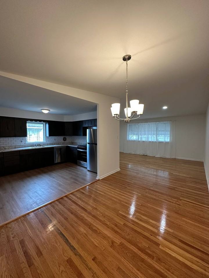 435 Rennard St #2 - Photo 2 of 16