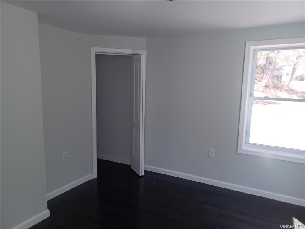 25 Bolton Basin Rd 1st Fl - Photo 2 of 9