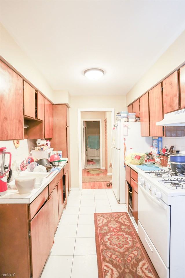 700 McKinley Ave - Photo 3 of 6