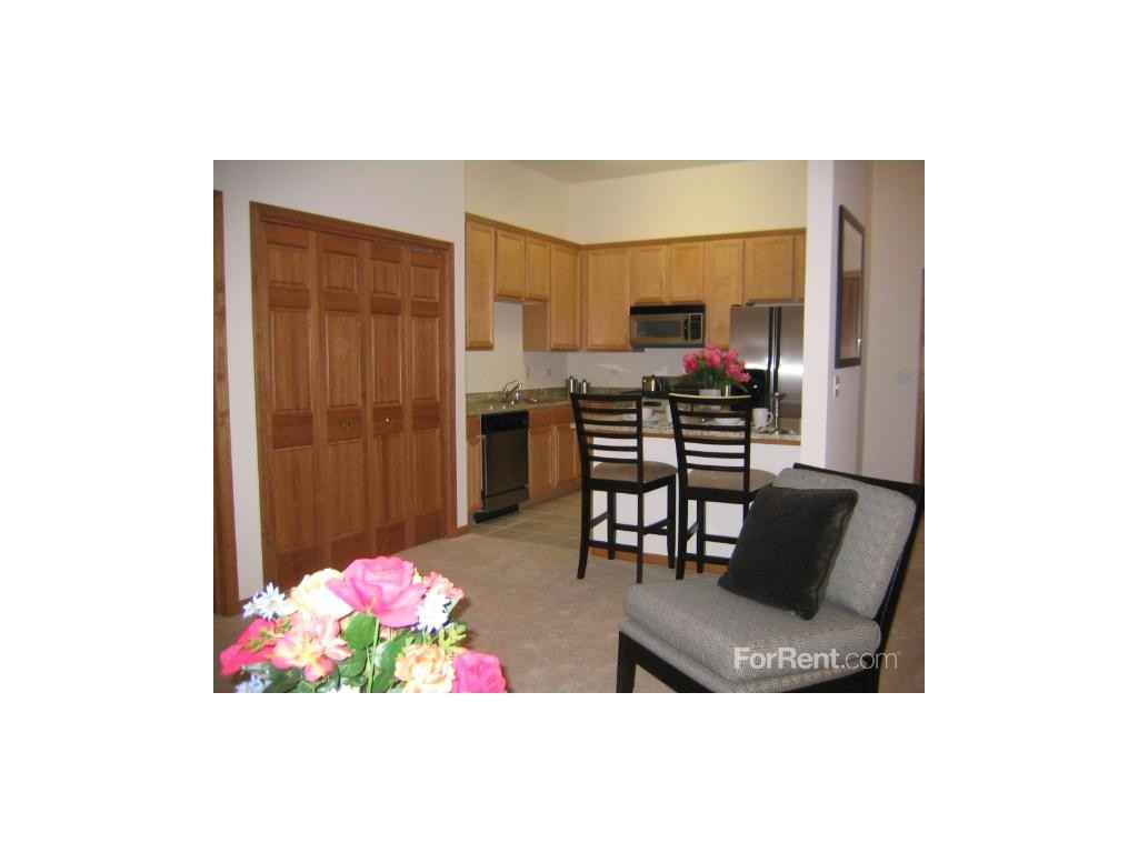 Shodeen Residences at Mill Creek Apartments 0N295 Dooley Drive