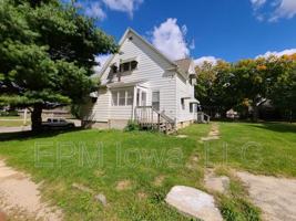 featured image of 102 South St