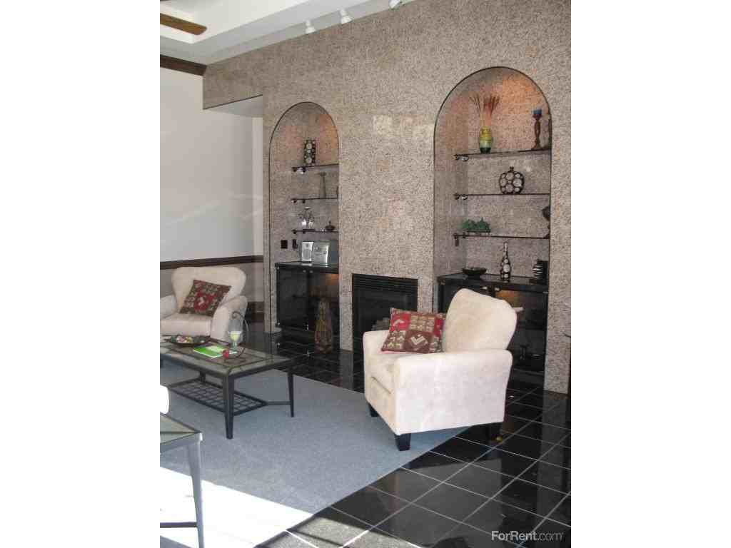 Chamberlain Place - Photo 3 of 19