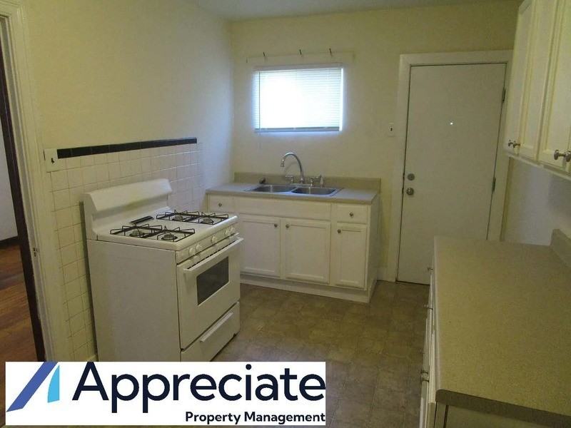 622 Paris Ct - Photo 2 of 12