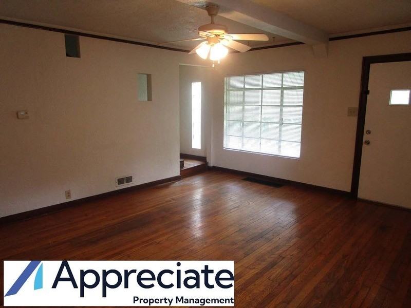 622 Paris Ct - Photo 3 of 12