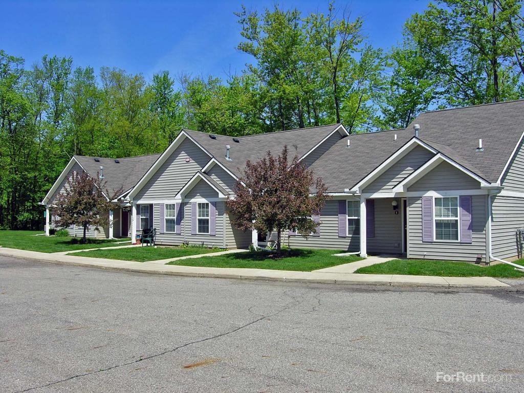 Oak Tree Village - Photo 2 of 17