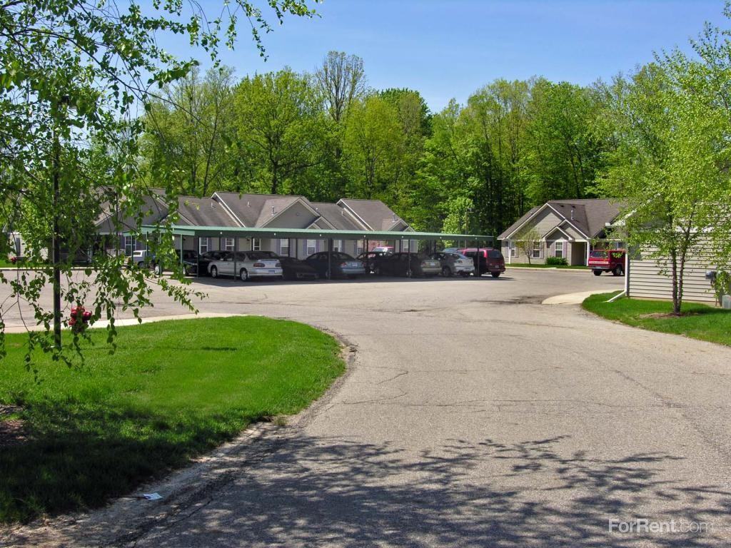 Oak Tree Village - Photo 3 of 17