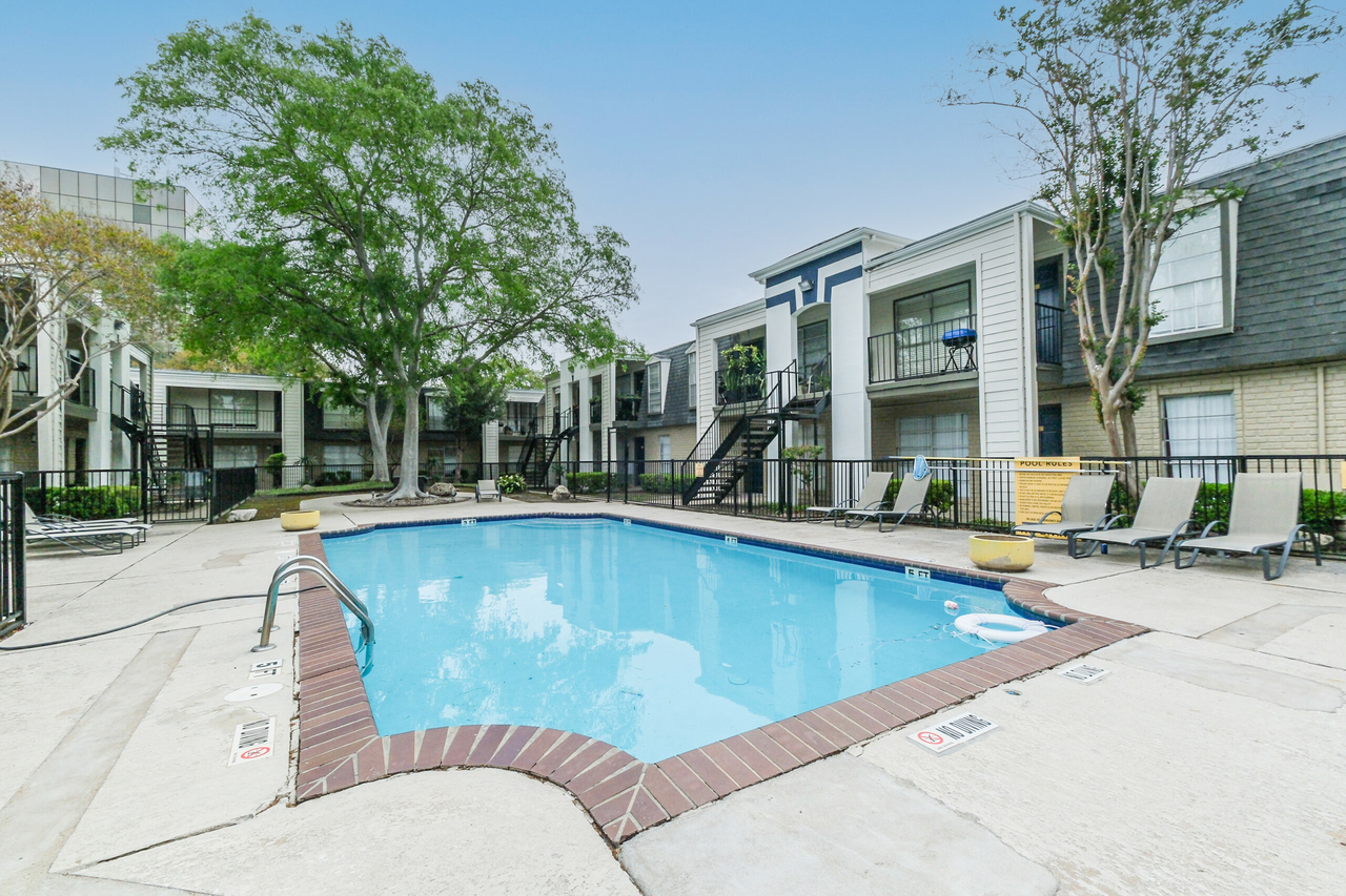 Galleria Flats Apartments - Photo 5 of 46