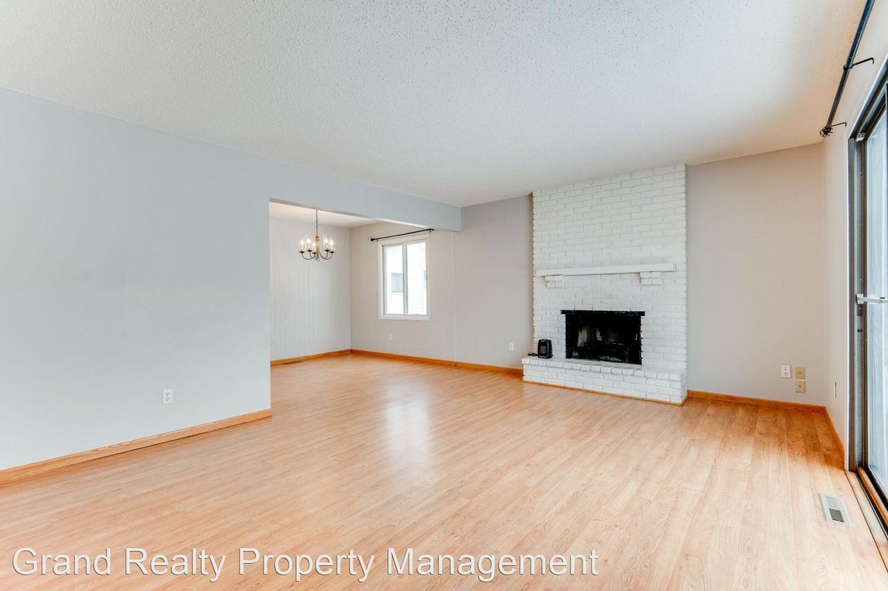 2712 Terraceview Ct - Photo 2 of 13