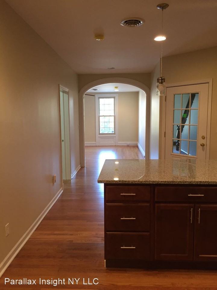 Remsen Street - Photo 2 of 15