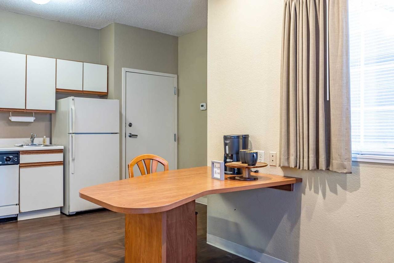 Main Street Residences - Photo 7 of 26