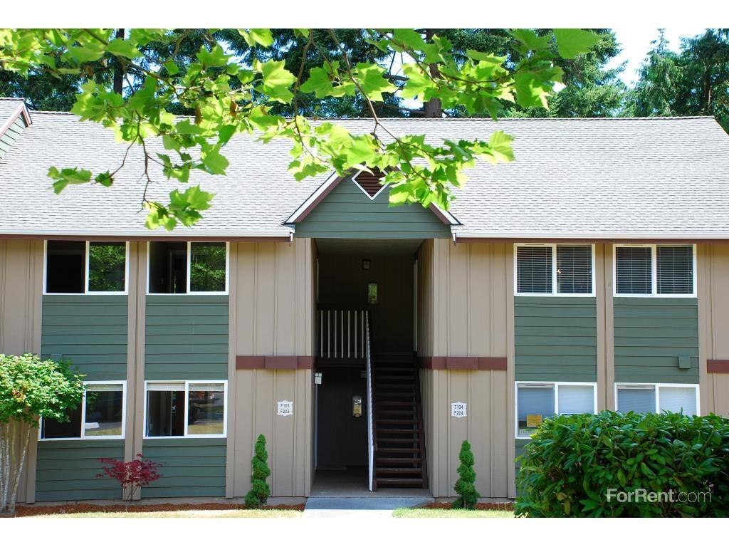 Harbor Pointe Apartments - Photo 2 of 20