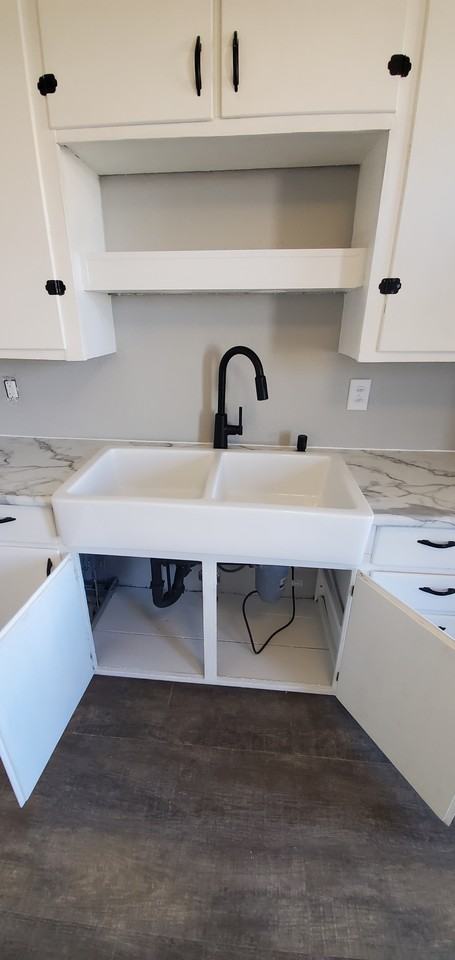 1113 N University Ave #1 - Photo 2 of 14