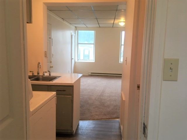 19 S Market St #2B - Photo 2 of 9