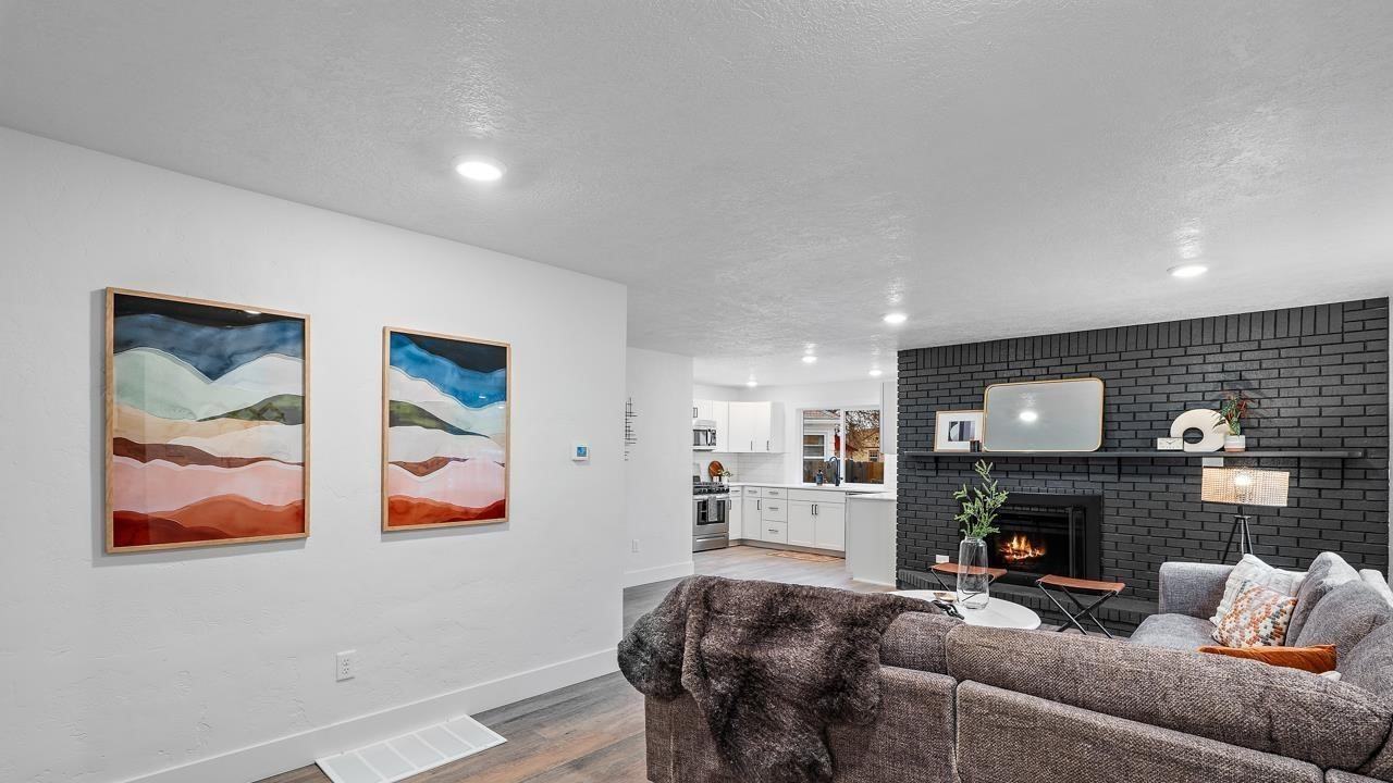 1 Juniper St #1 - Photo 3 of 17