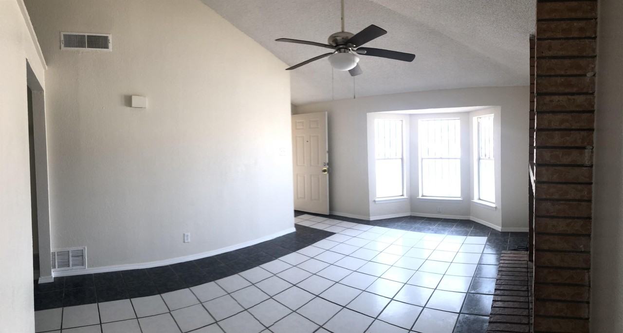 10222 Niagara Falls Pl #1 - Photo 2 of 10