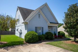 featured image of 104 Saucer Ln #1