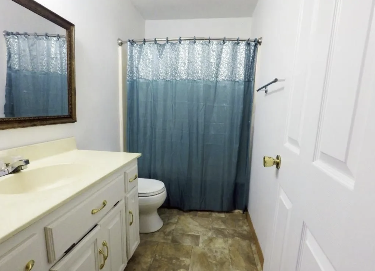 3526 Newton Ave N #0 - Photo 6 of 19