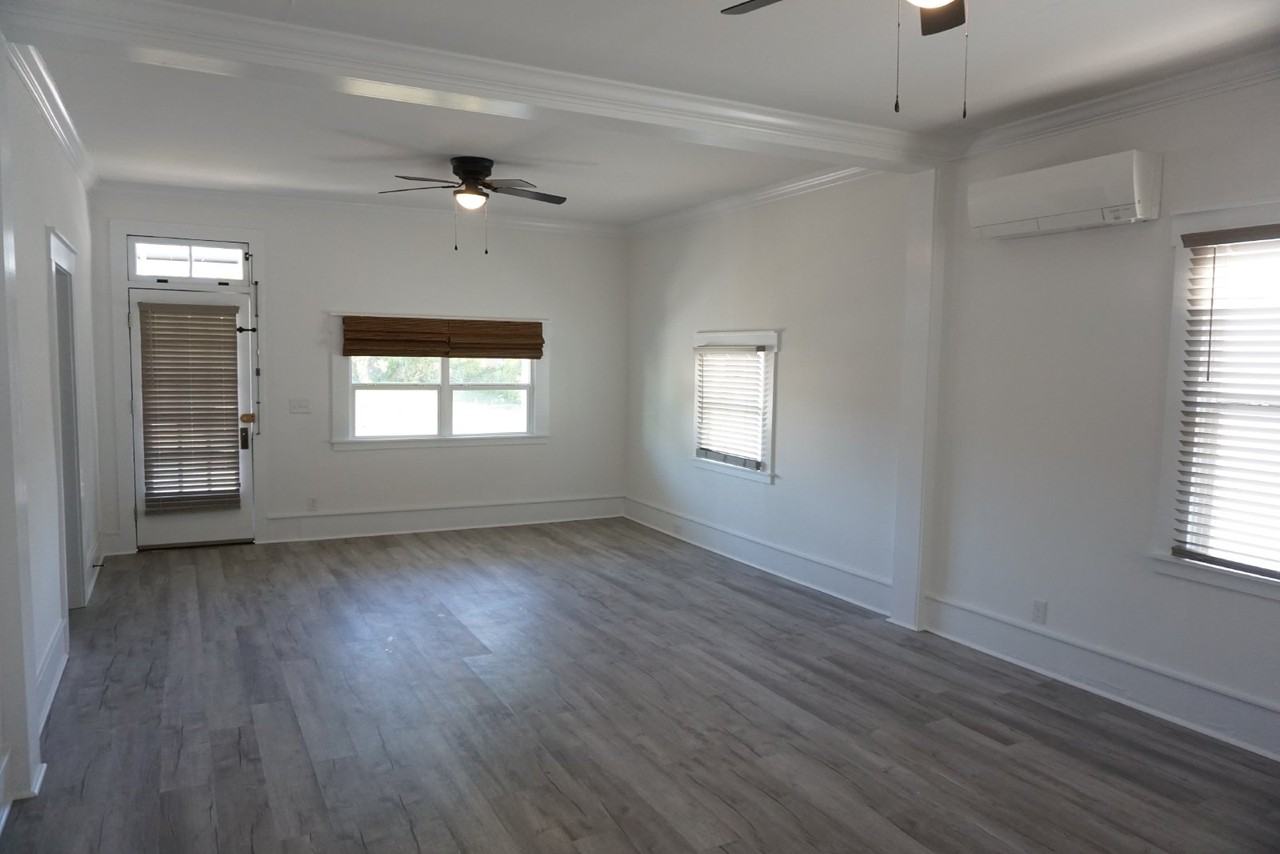 708 Harnett St - Photo 4 of 20