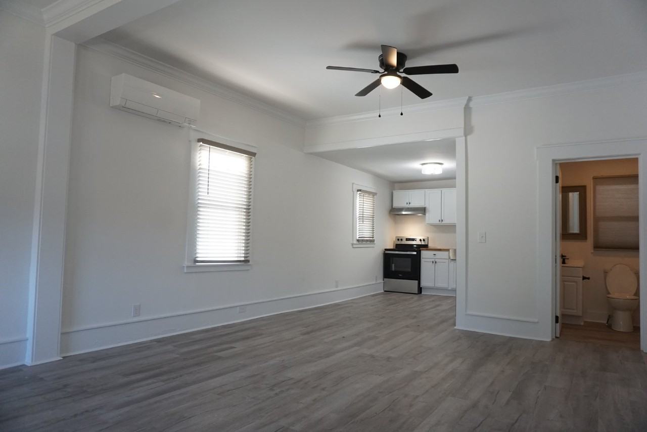 708 Harnett St - Photo 7 of 20