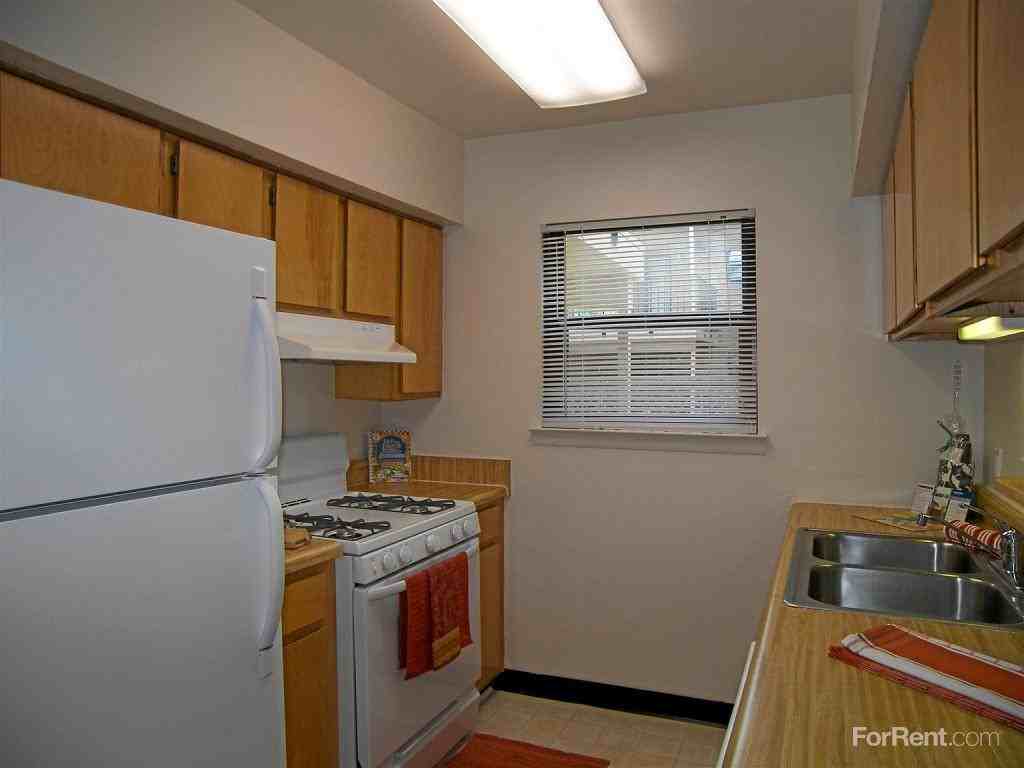 Fort Stewart Family Housing - Photo 3 of 19