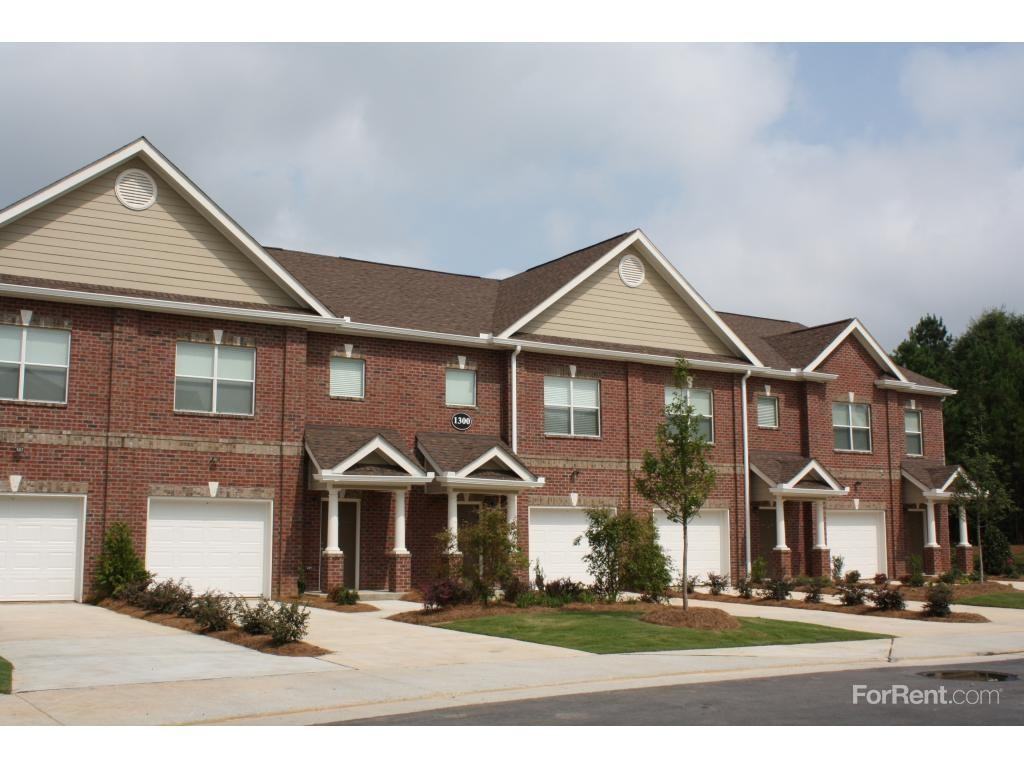 Villas at Loganville - Photo 2 of 19