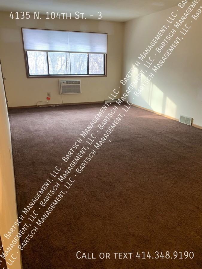 4135 N 104th St #3 - Photo 2 of 6