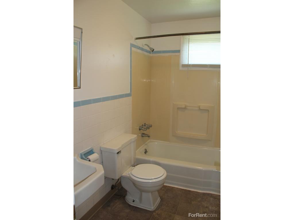 Orchard Acres Apartments - Photo 2 of 20