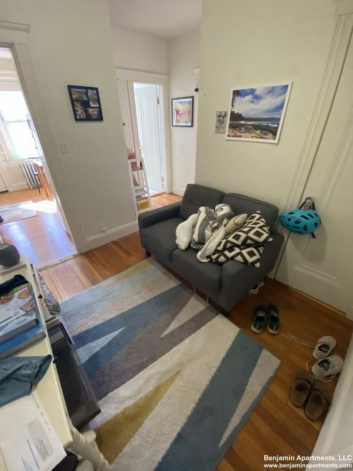 114 Washington St #37R - Photo 2 of 8