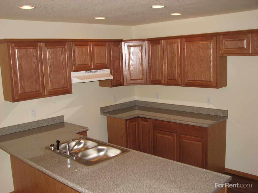 Briarwood Apartment Homes Apartments 200 Plymouth Lane, La Porte, IN