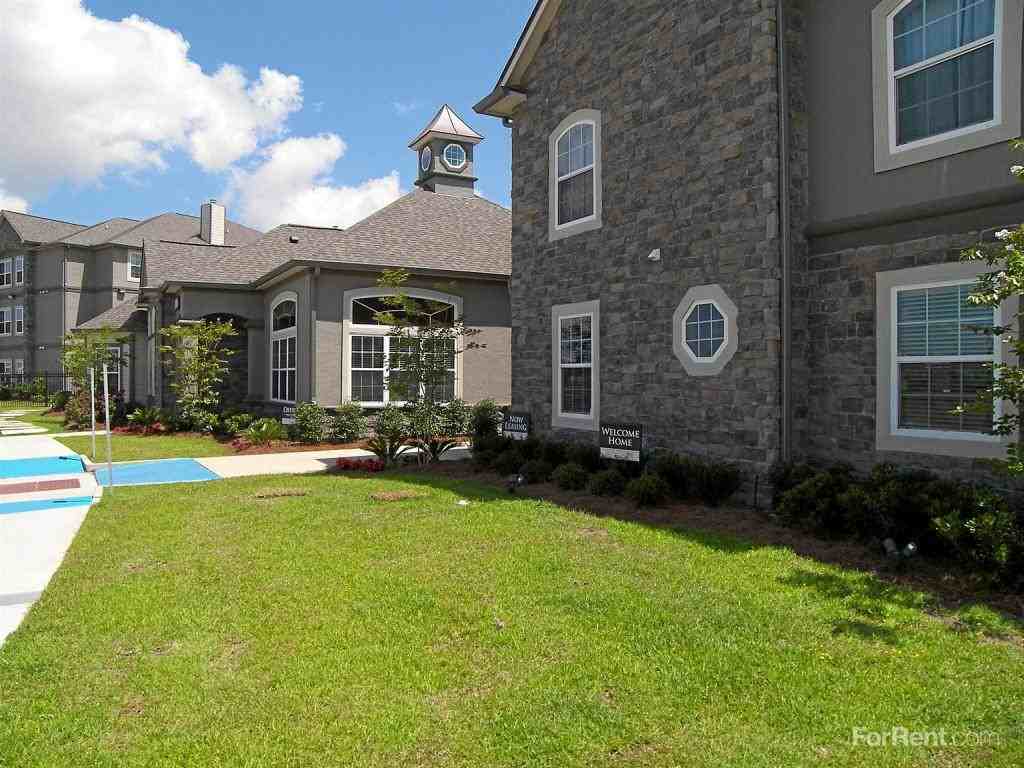 Belmere Luxury Apartments - Photo 2 of 19