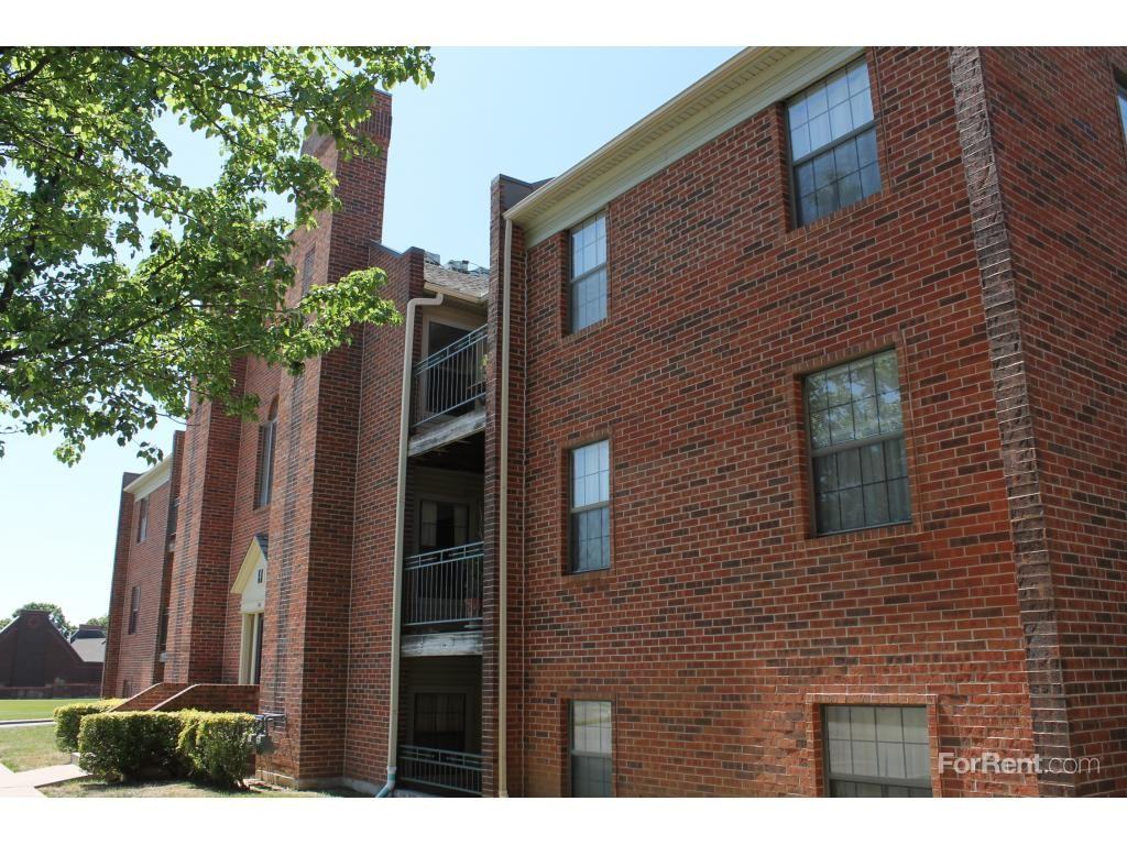 Martin House Apartments - Photo 3 of 19