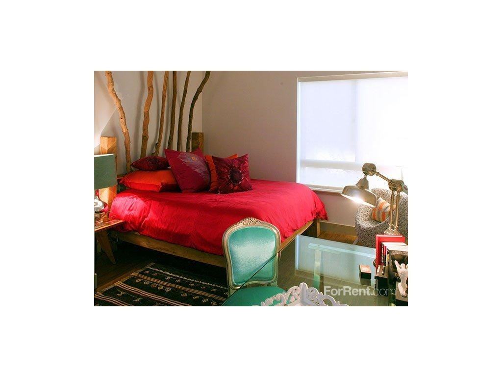 Avalon Venice on Rose - Photo 2 of 11