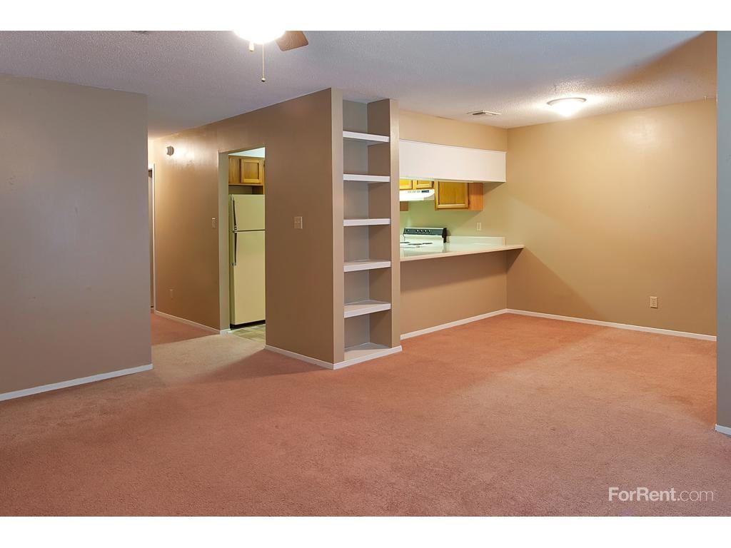 Ravenwood - Photo 3 of 19